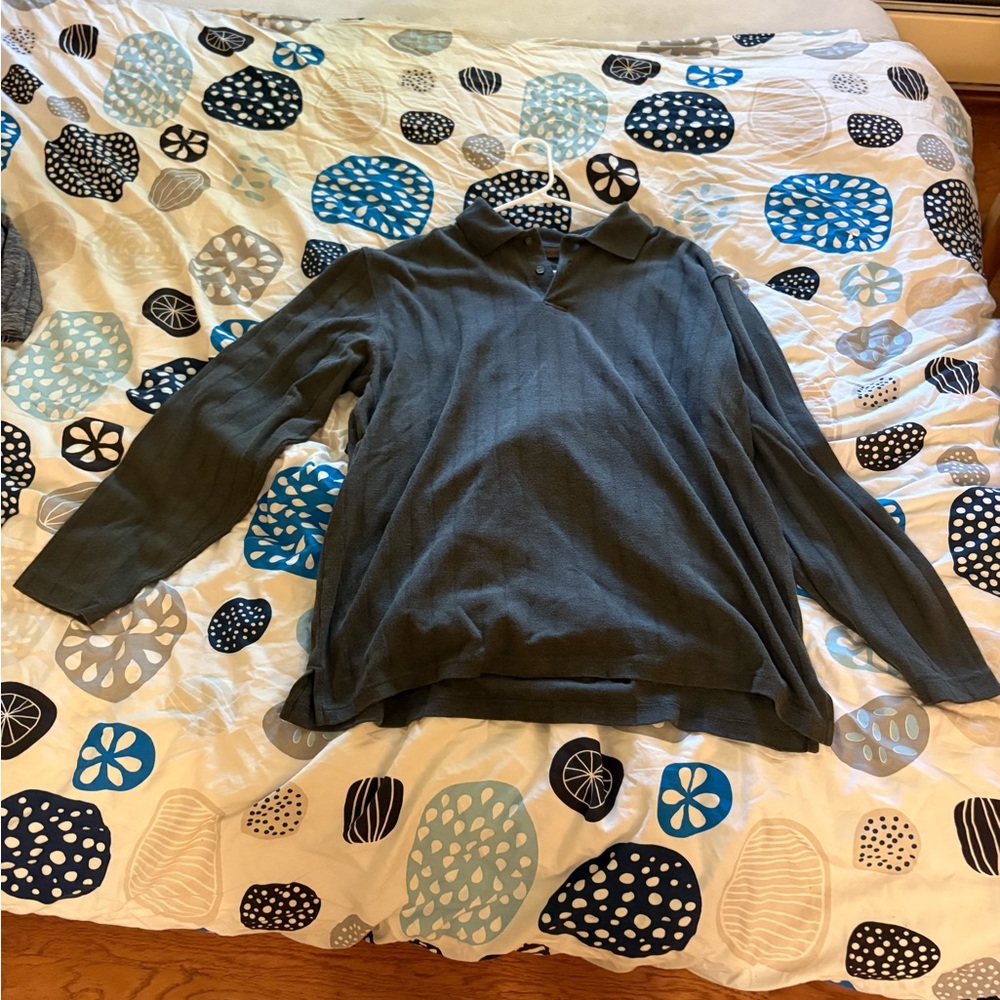 Axist Charcoal Gray Knit Top